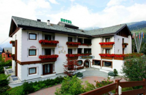 Гостиница Hotel Santanton  Бормио